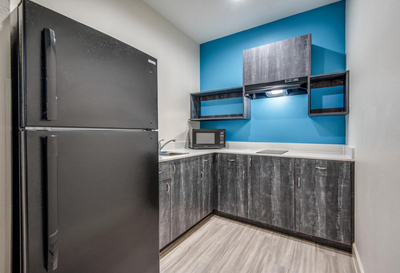 Americas Best Value Inn & Suites Houston At Hwy 6 Экстерьер фото